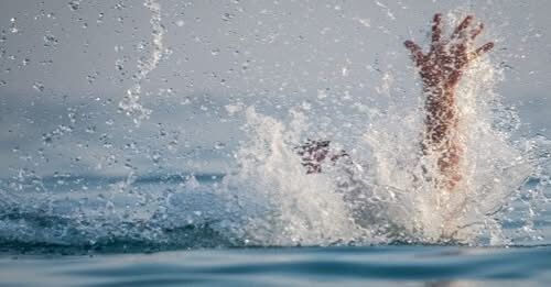 15104739895380342695