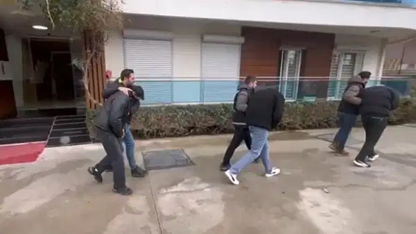 17Bbad8C 2707 4830 81Bc B48Ca6Dc05De