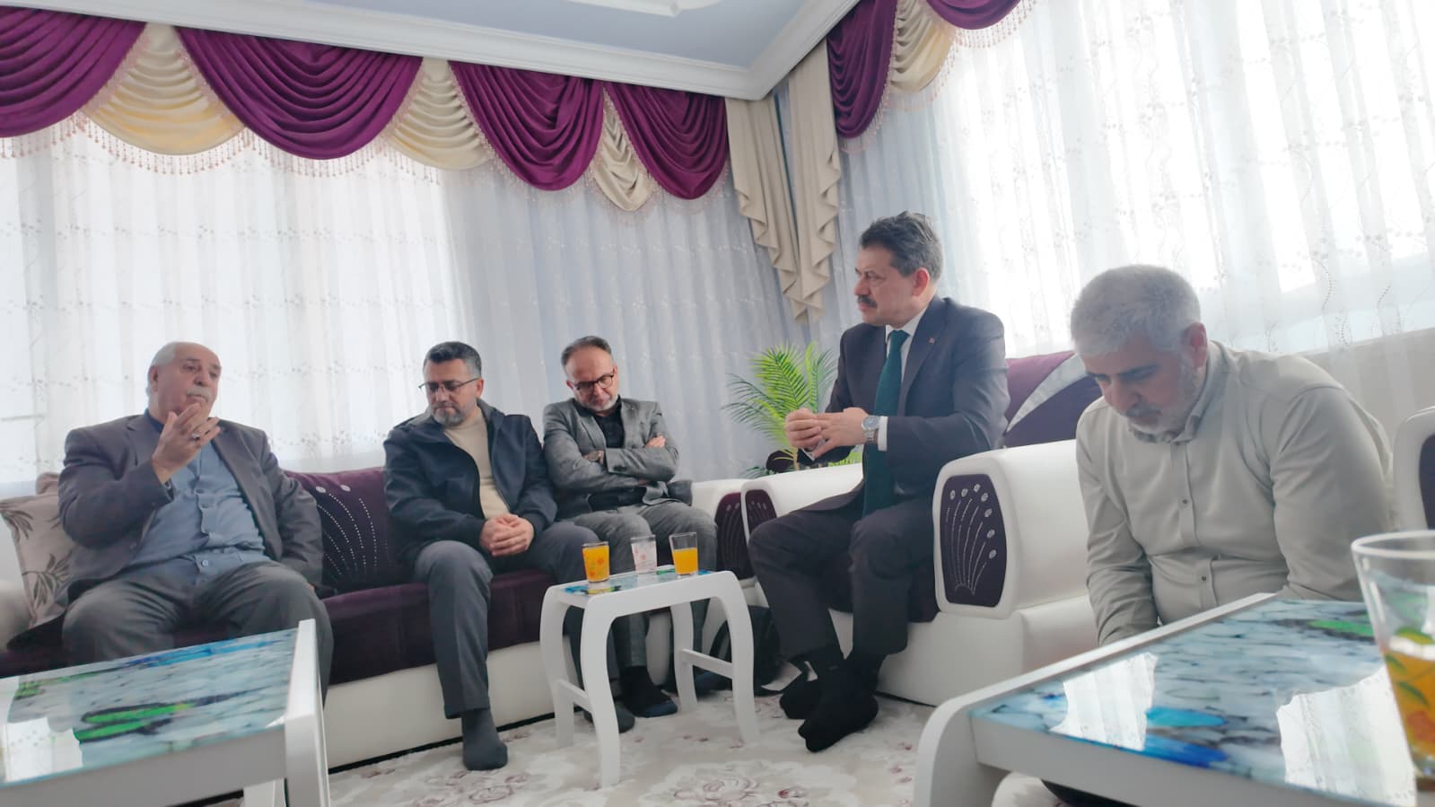 554A35Ce Faff 47Fb B0Ba 5F93C02E6Ead