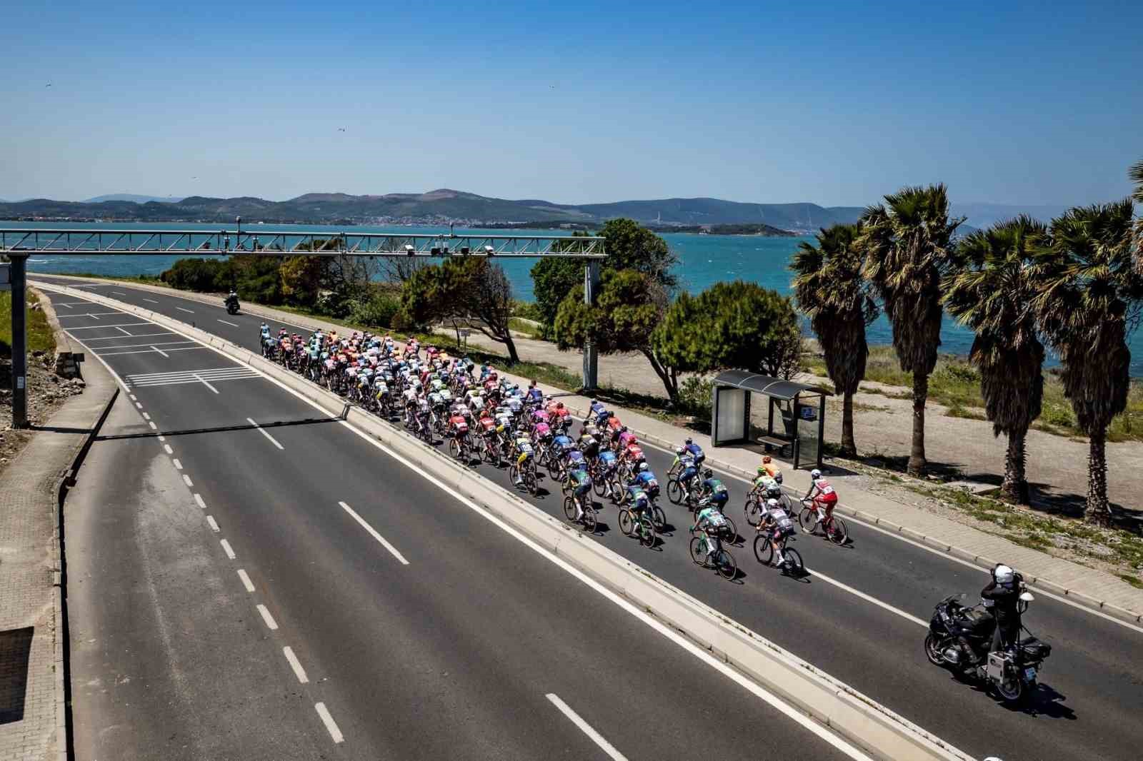 61 Turkiye Cumhurbaskanligi Bisiklet Turu Cesmeden Ankaraya Kosulacak 4 Y1 Q2 H H98