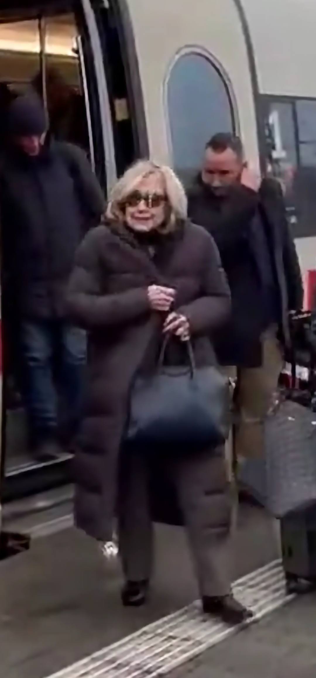 633433889 1433253381506271 3351128193998052083 N