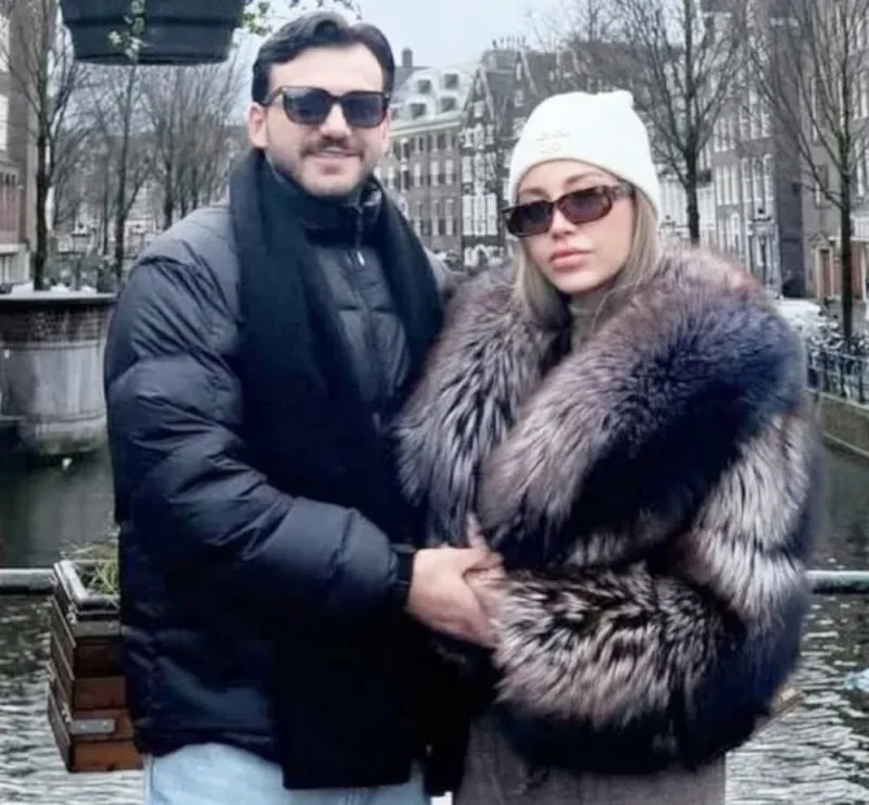 699Dde3B253B7949 W1200Xh1112