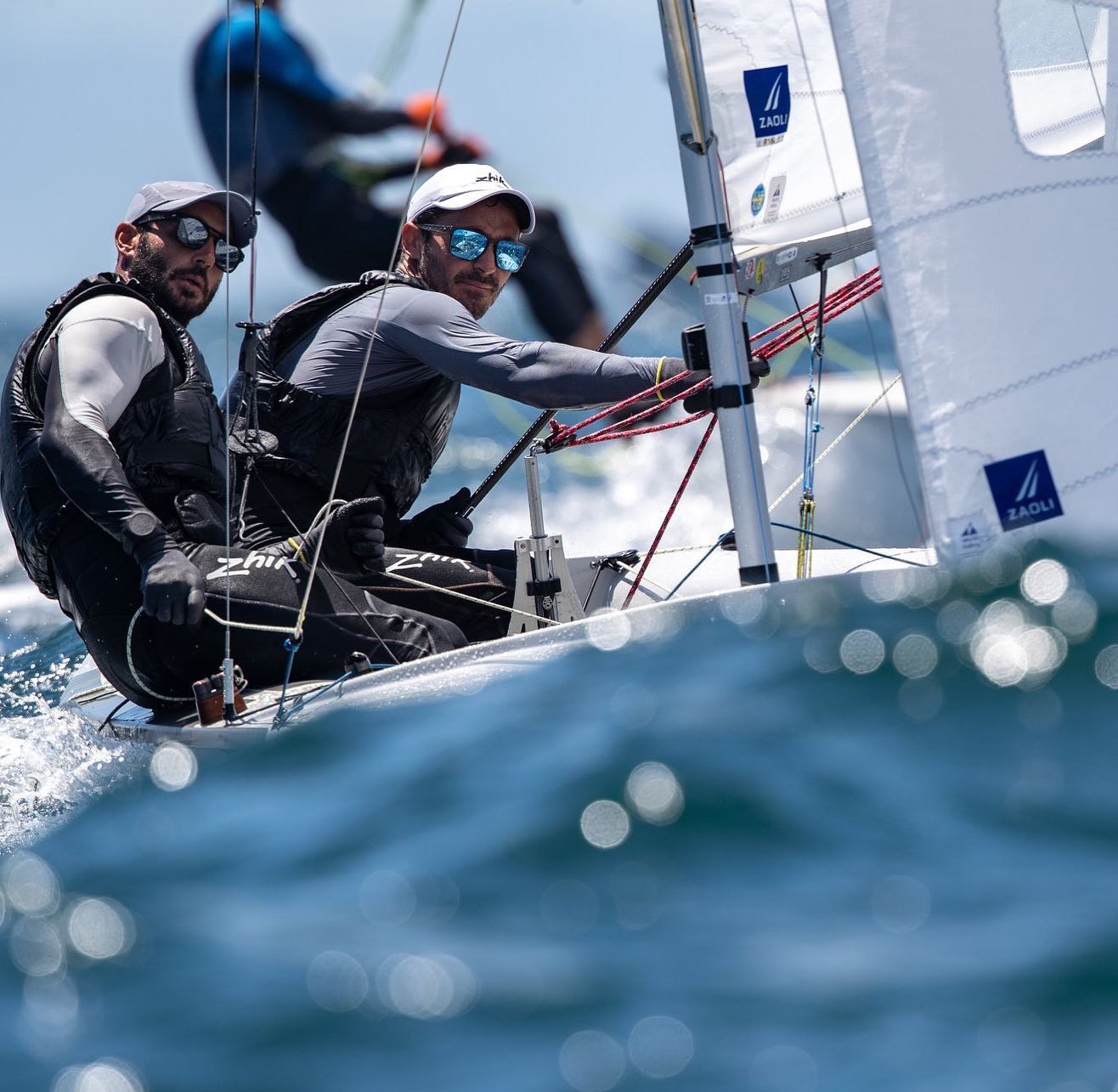 71917014 2410770695696895 857320913035591680 N