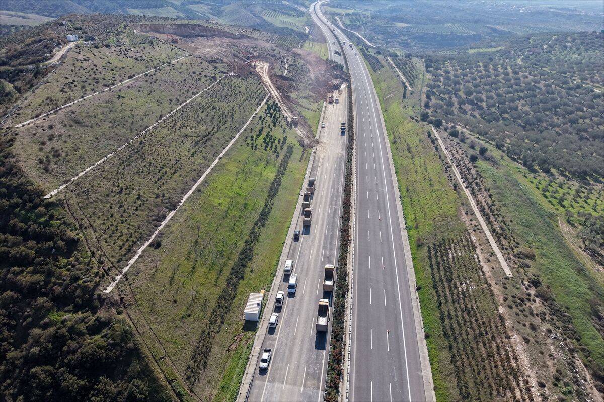 A A 20260223 40645826 40645817 M A N I S A D A T O P R A K K A Y M A S I N I N O L D U G U I S T A N B U L I Z M I R O T O Y O L U N D A C A L I S M A L A R S U R U Y O R