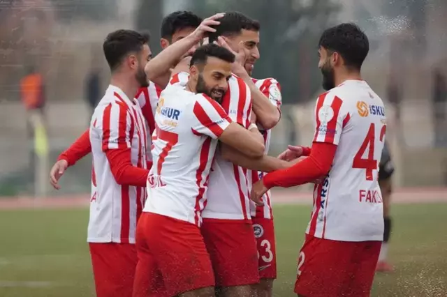 Adim Adim 1 Lig Depremde 14 Sporcusunu Kaybeden 19533976 3428 M