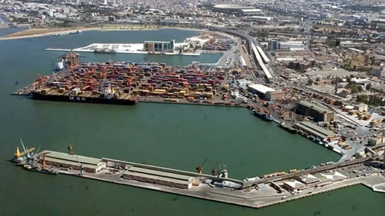 Alsancak Limani Kapak