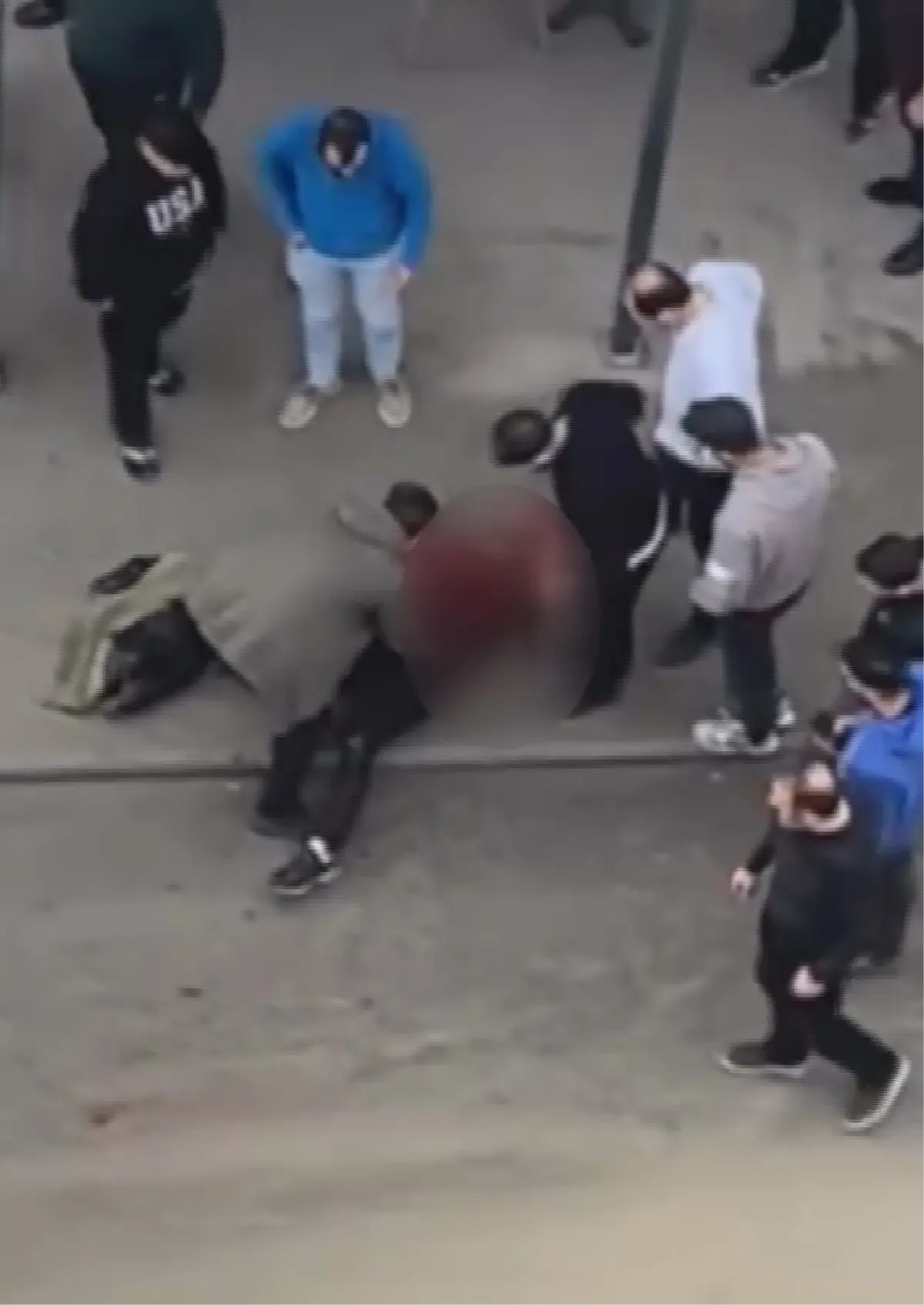 Avcilar Da Bicakli Kavga 1 Agir Yarali 19577065 Amp