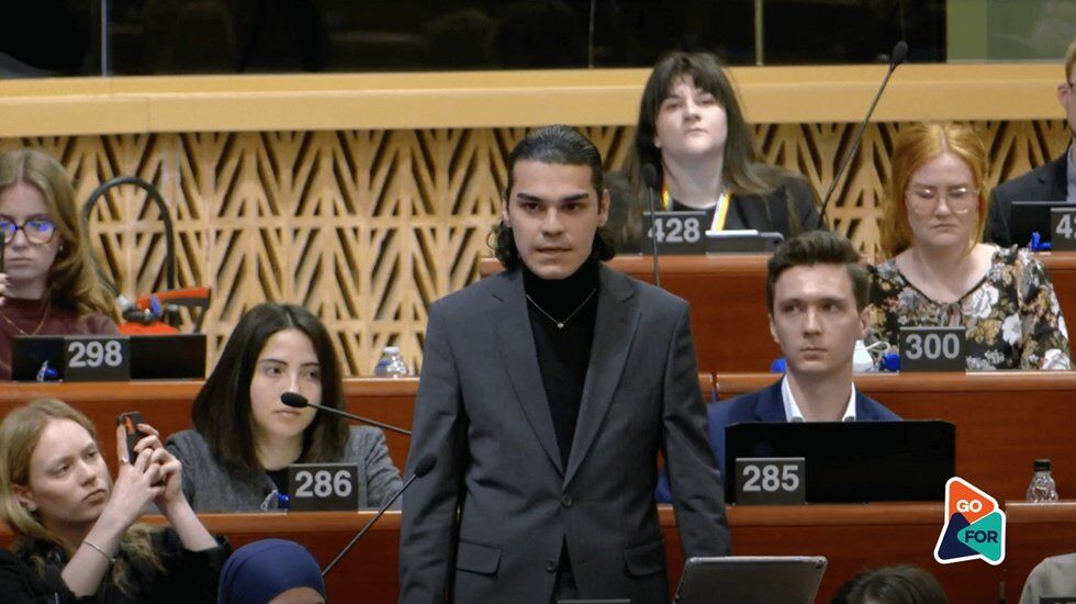 Avrupa Genclik Delegesi Enes Hocaogullari Tutuklandi