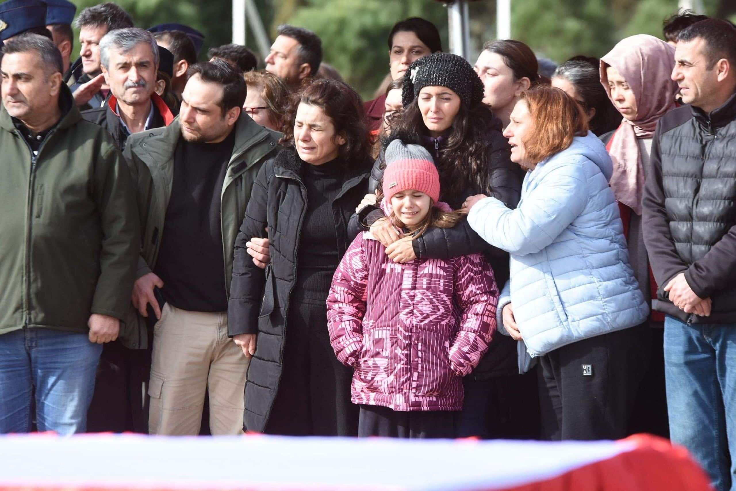 B A L I K E S I R D E K A Z A K I R I M A U G R A Y A N F 16 U C 1185041 352075 Scaled