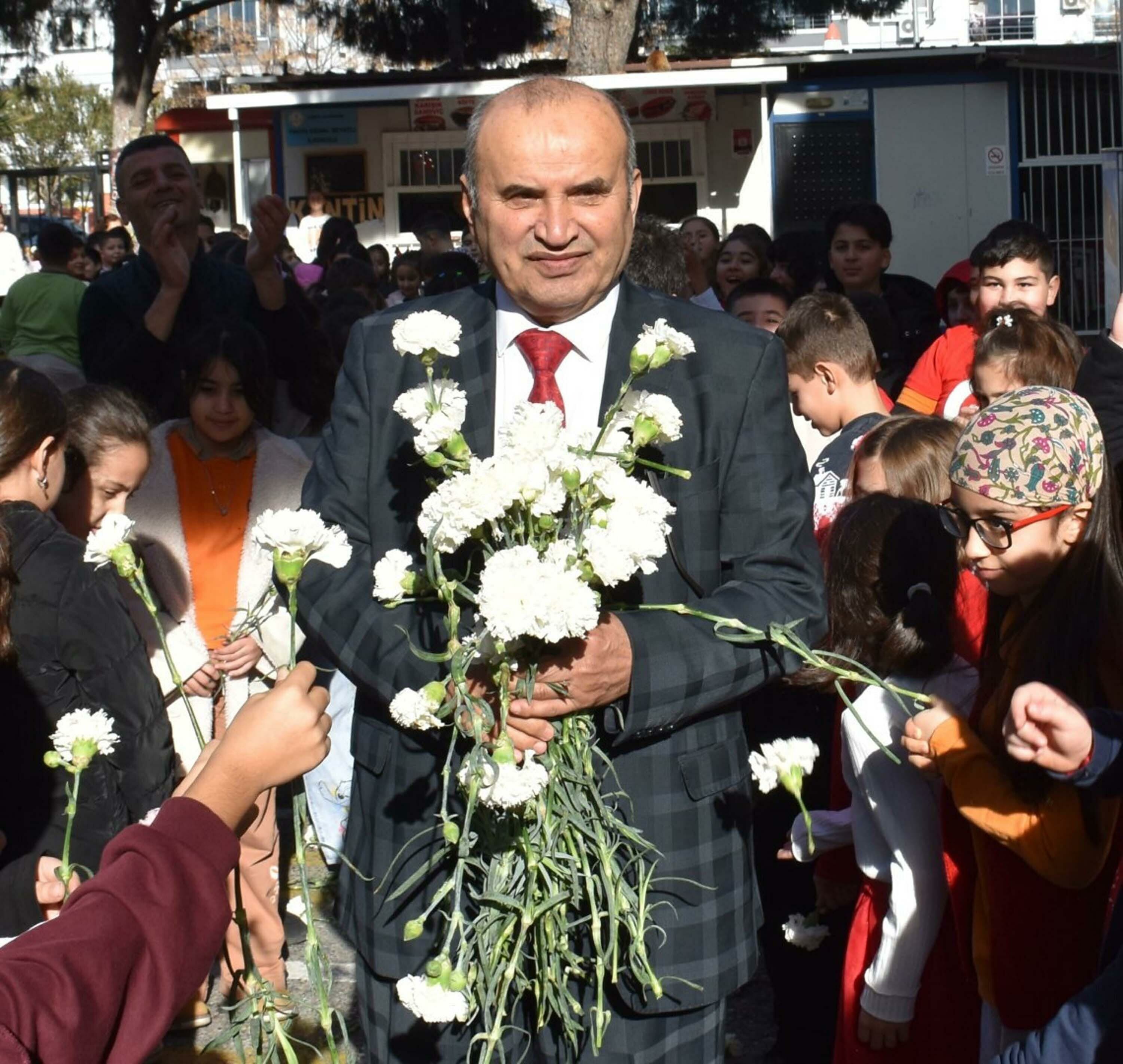 E M E K L I Y E A Y R I L A N 39 Y I L L I K O G R E T M E N E G O 1151051 341850