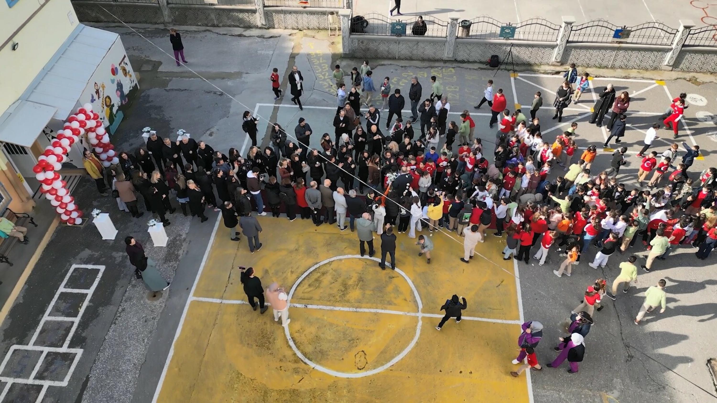 E M E K L I Y E A Y R I L A N 39 Y I L L I K O G R E T M E N E G O 1151052 341850