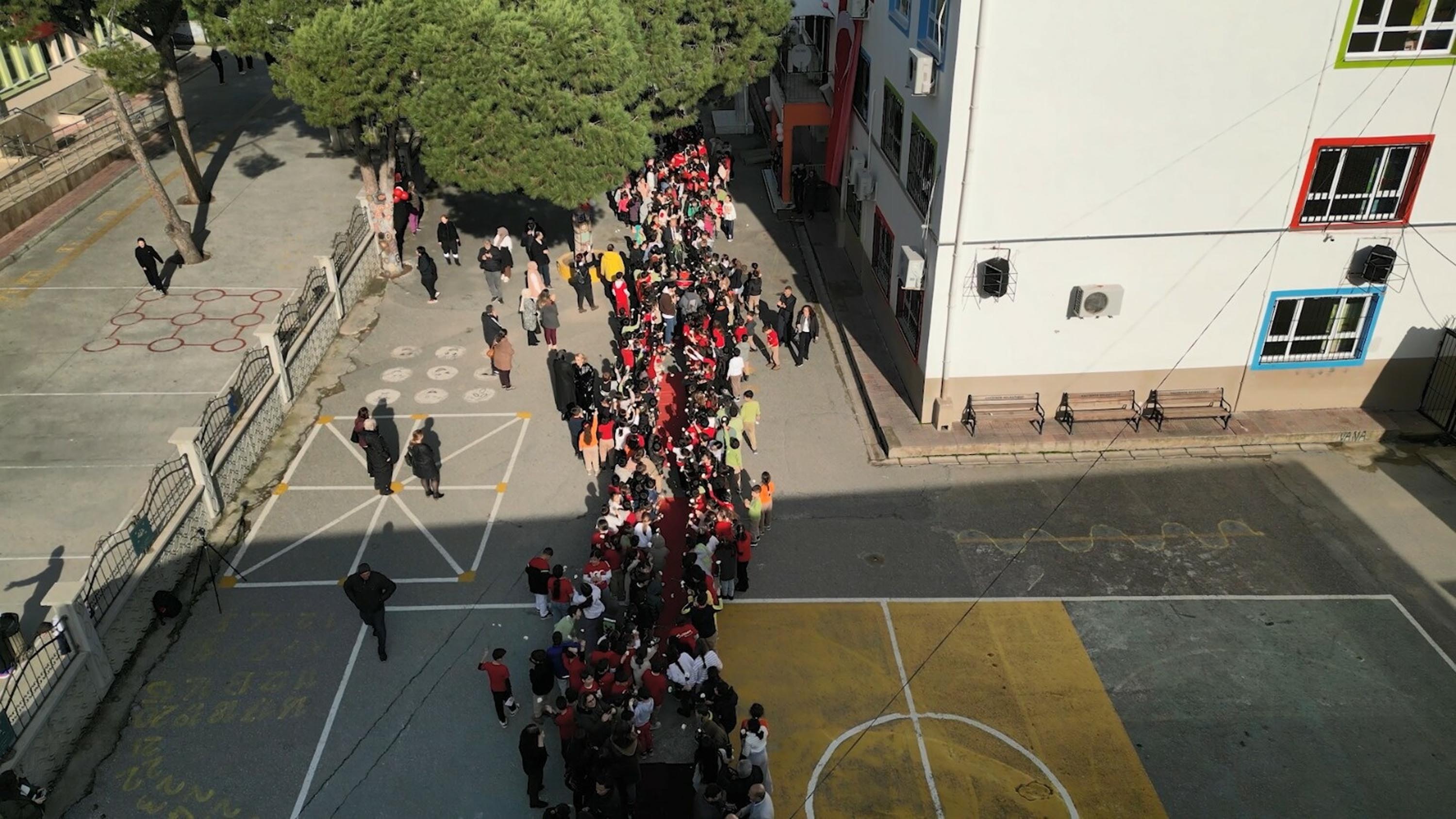 E M E K L I Y E A Y R I L A N 39 Y I L L I K O G R E T M E N E G O 1151054 341850