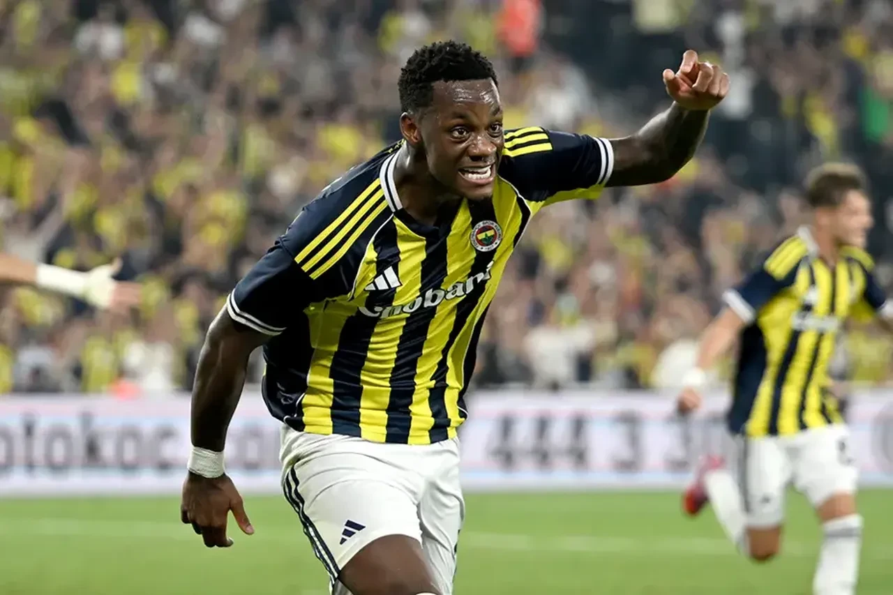 Fenerbahcede Yaprak Dokumu Kante Geldi O Isim Bavullari Topladi Yeni Adresi Herkesi S 3280445 202602051034 4