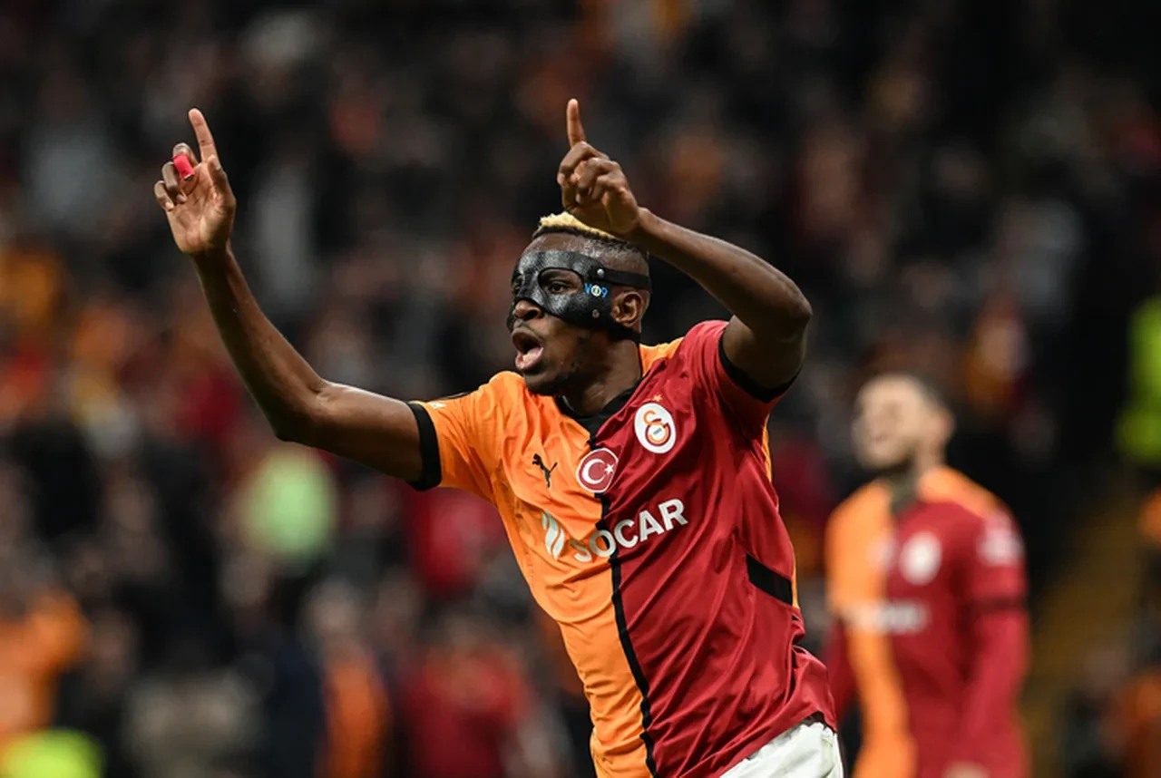 Galatasaraya Buyuk Sok Osimhen Gidiyor O Dunya Yildizi Fenerbahceye Geliyor 3282001 202602131537 6