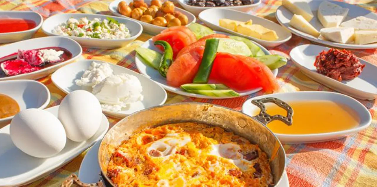 Gun Boyu Susatmayan Ve Tok Tutan En Garanti Sahur Menusu 2026 Sahurda Ne Yenmeli 3284168 202602240154 2