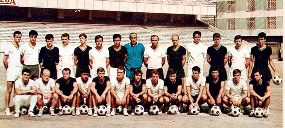 Gündüz Kılıç Altay Teknik Drektörü 1968 69 Sezonu Açılışında.