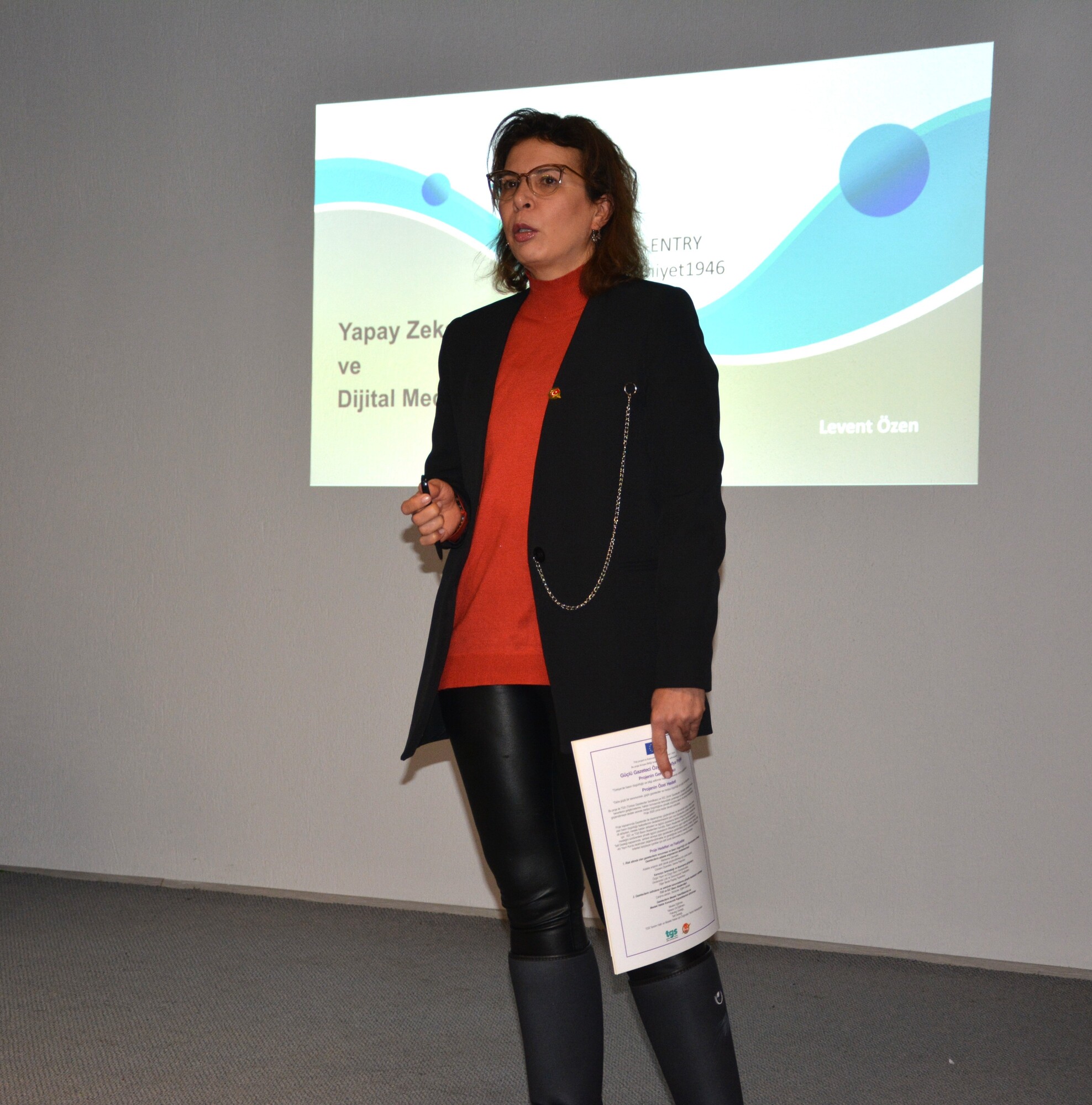 İgc Basin Akademi̇si̇ Eği̇ti̇mleri̇ Yoğun Katilimla Başladi (3)