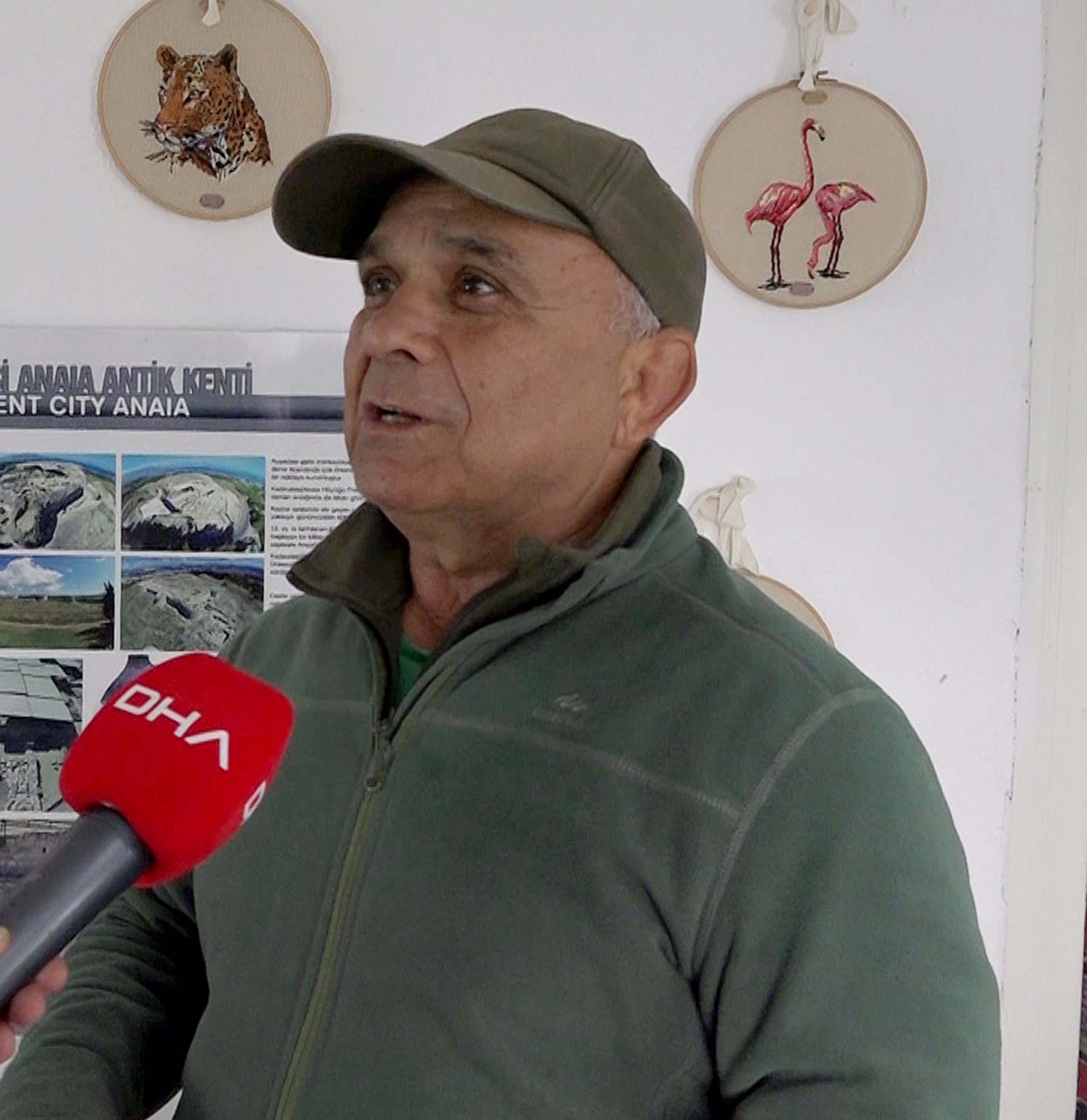 K U S A D A S I N D A Y A G M U R S U L A R I A N A I A H O Y U G U 1152205 342170