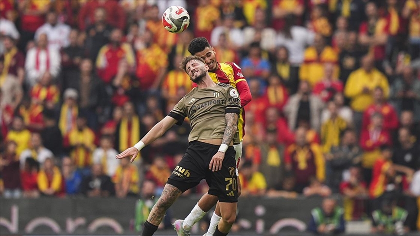 Thumbs B C 91E32999182B9A846Cbd47286Fe08E65