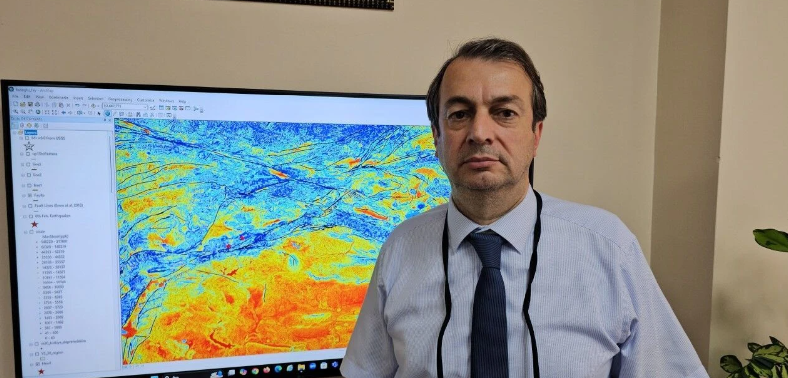 Vanin Dogusunda 250 Kilometrelik Fay Hattinda Yuksek Gerilim 6 Subat Benzeri Buyuk Deprem Uyarisi 1771846009