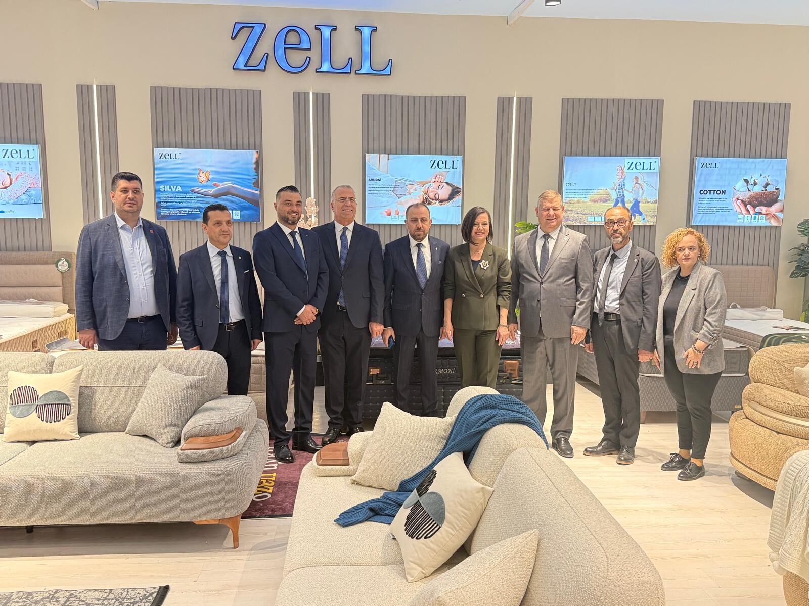 10E2D6E9 8Aab 429B Ad37 Bdeac8E94A56