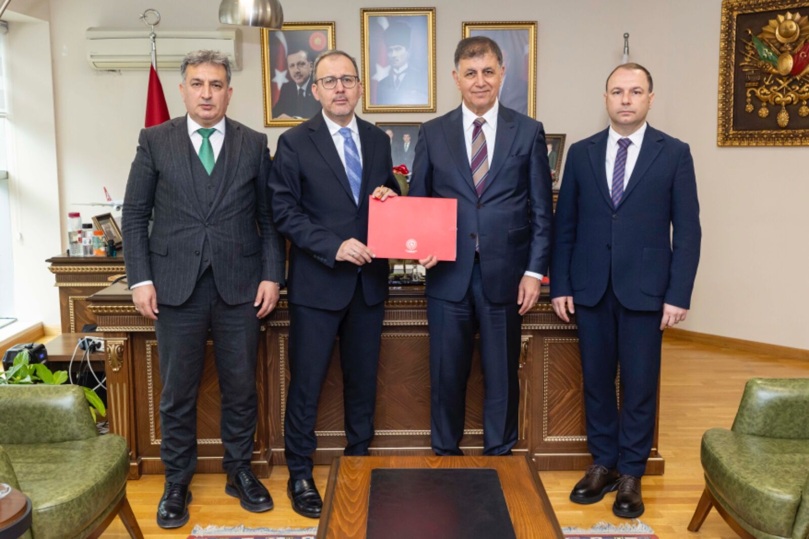 30.03.2026 95C1E601 9A2D 4767 9F4B 606A15603Bc7