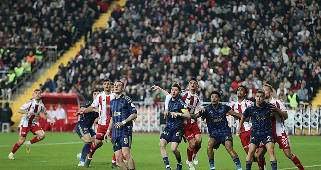650X344 Canli Super Ligde Antalyaspor Fenerbahce Maci 1772391612770