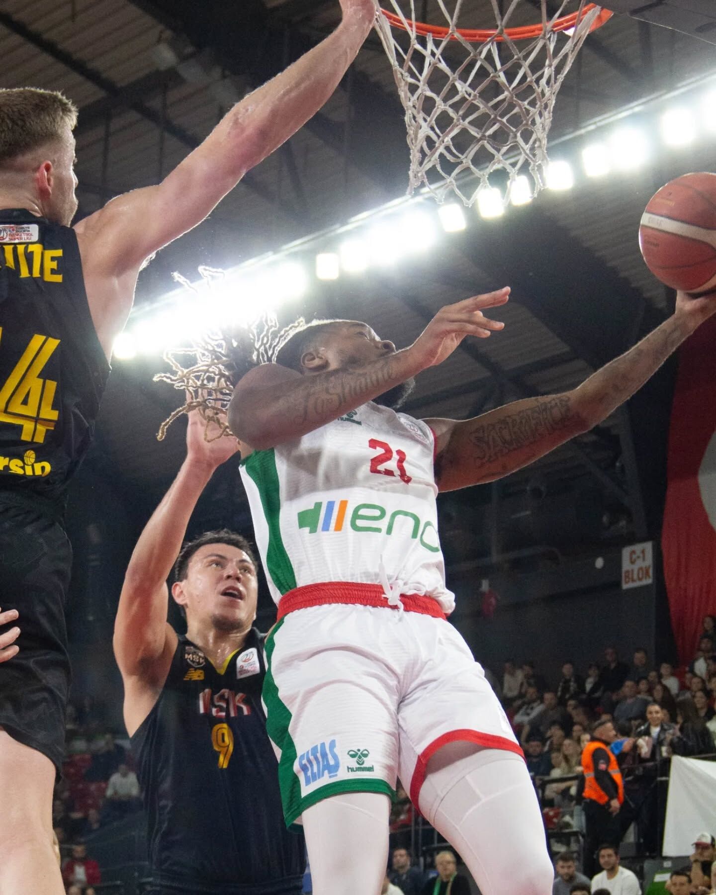 657254465 18578668630036295 4897223012516385694 N