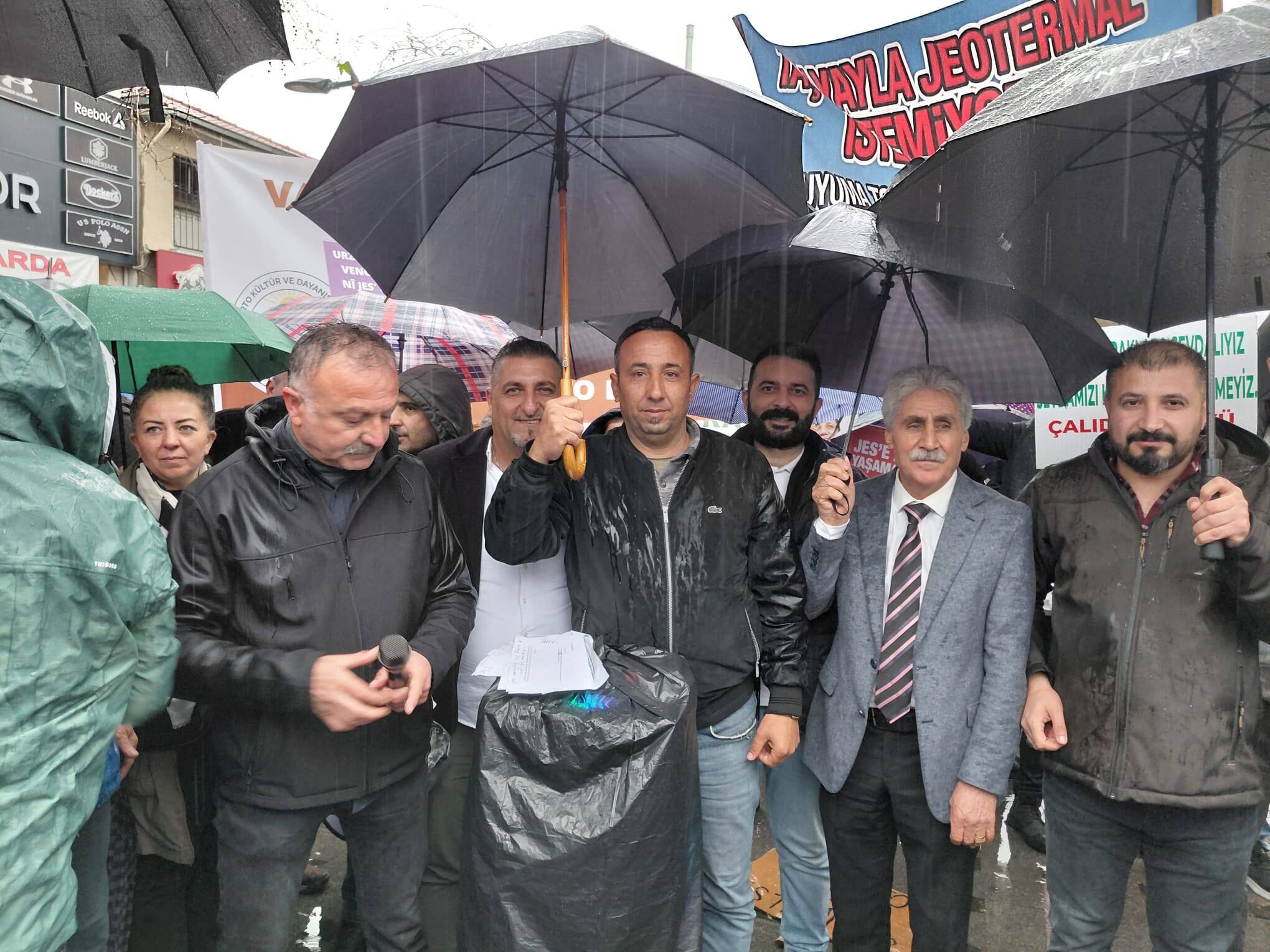 659215588 1585798926438173 2521786172611321423 N