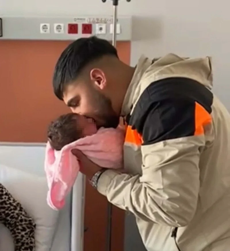 69A5Ad5D6B942414 W1200Xh1313