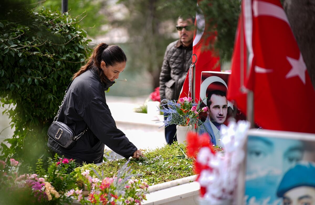 A A 20260320 40882765 40882763 I Z M I R D E S E H I T A I L E L E R I B A Y R A M D A Y A K I N L A R I N I N K A B I R L E R I N I Z I Y A R E T E T T I