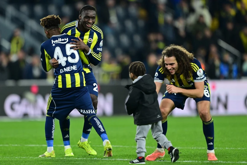 Aa 20260308 40769405 40769403 Fener 6Btr