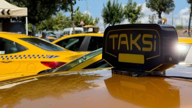 Akaryakita Tarihi Zam Sonrasi Olaganustu Hal Taksicilerden Zam Talebi 188578