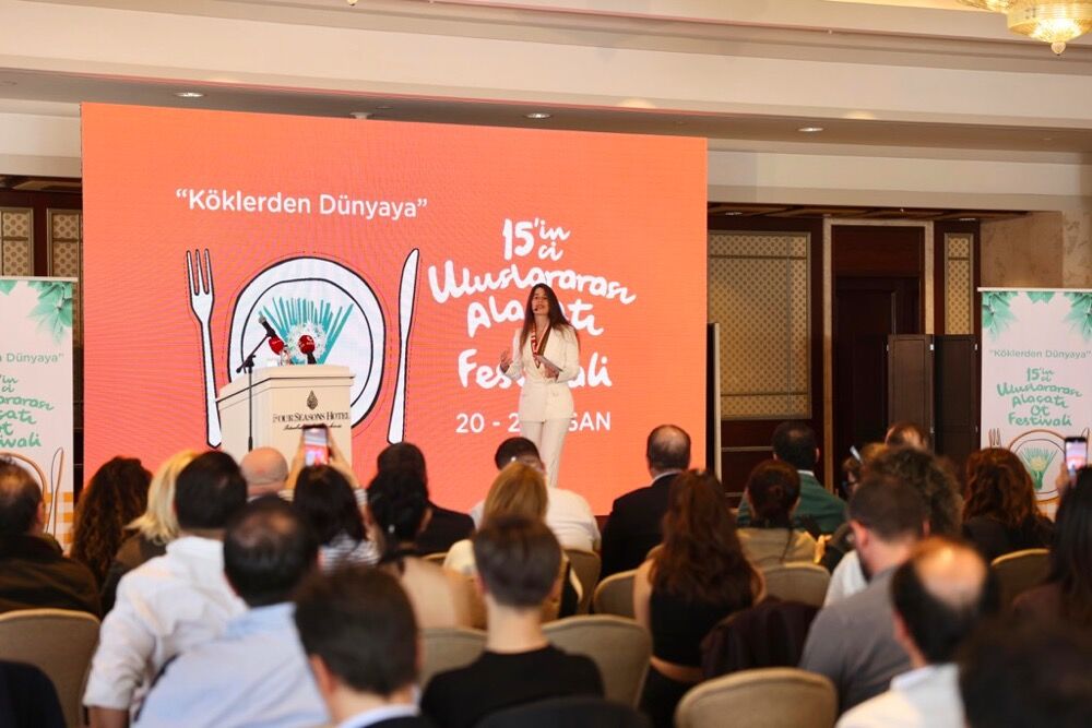 Başkan Denizli, 15. Uluslararası Alaçatı Ot Festivali’ni İstanbul Lansmanında Tanıttıphoto 2026 03 27 13 38 59