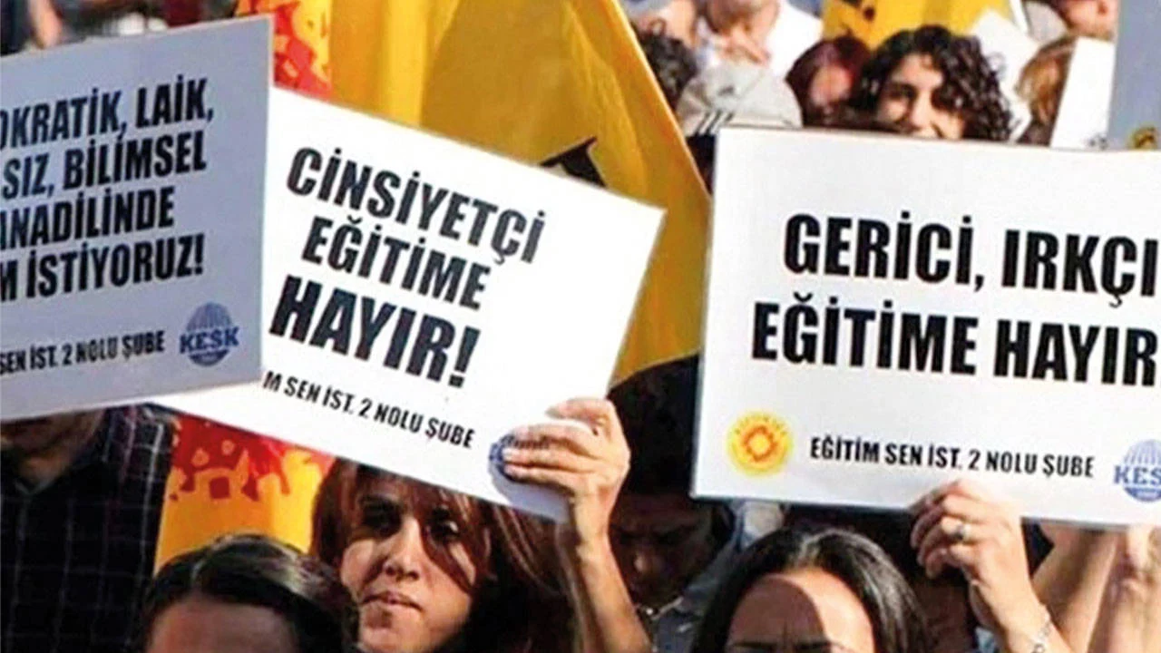 Egitimde Ideolojik Donusum Ve Laiklik Paneli