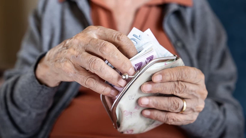 Emekli Promosyon Kampanyalari Guncellendi Agustos 2025 Itibariyle En Yuksek Emekli Promosyonu Veren Banka Hangisi Ve Ne Kadar Veriyor 9Rku