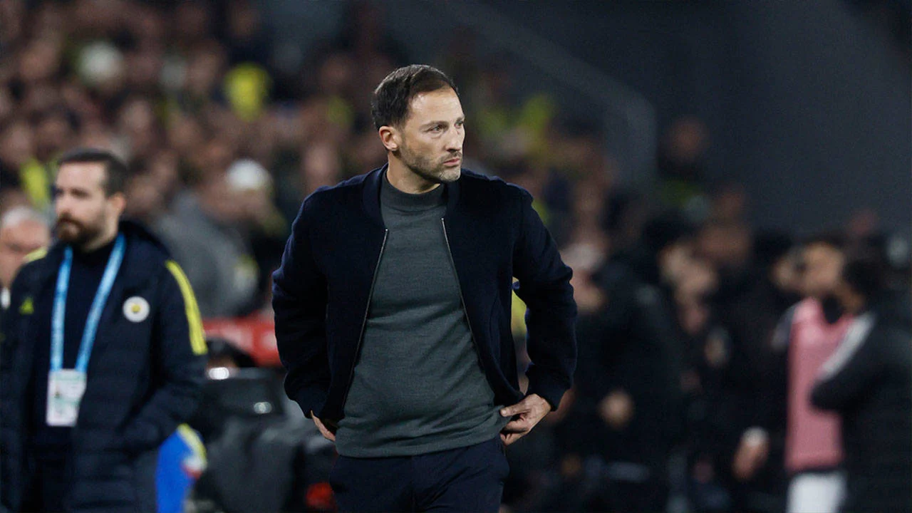 Fenerbahcede Domenico Tedesco Takimin Basinda Olmayacak