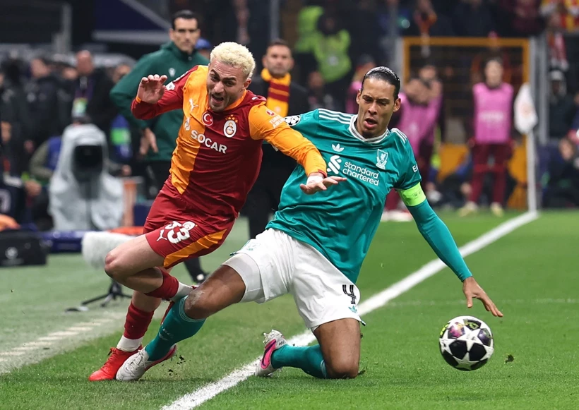 Galatasaray Liverpoolu Yine Devir Sdlp