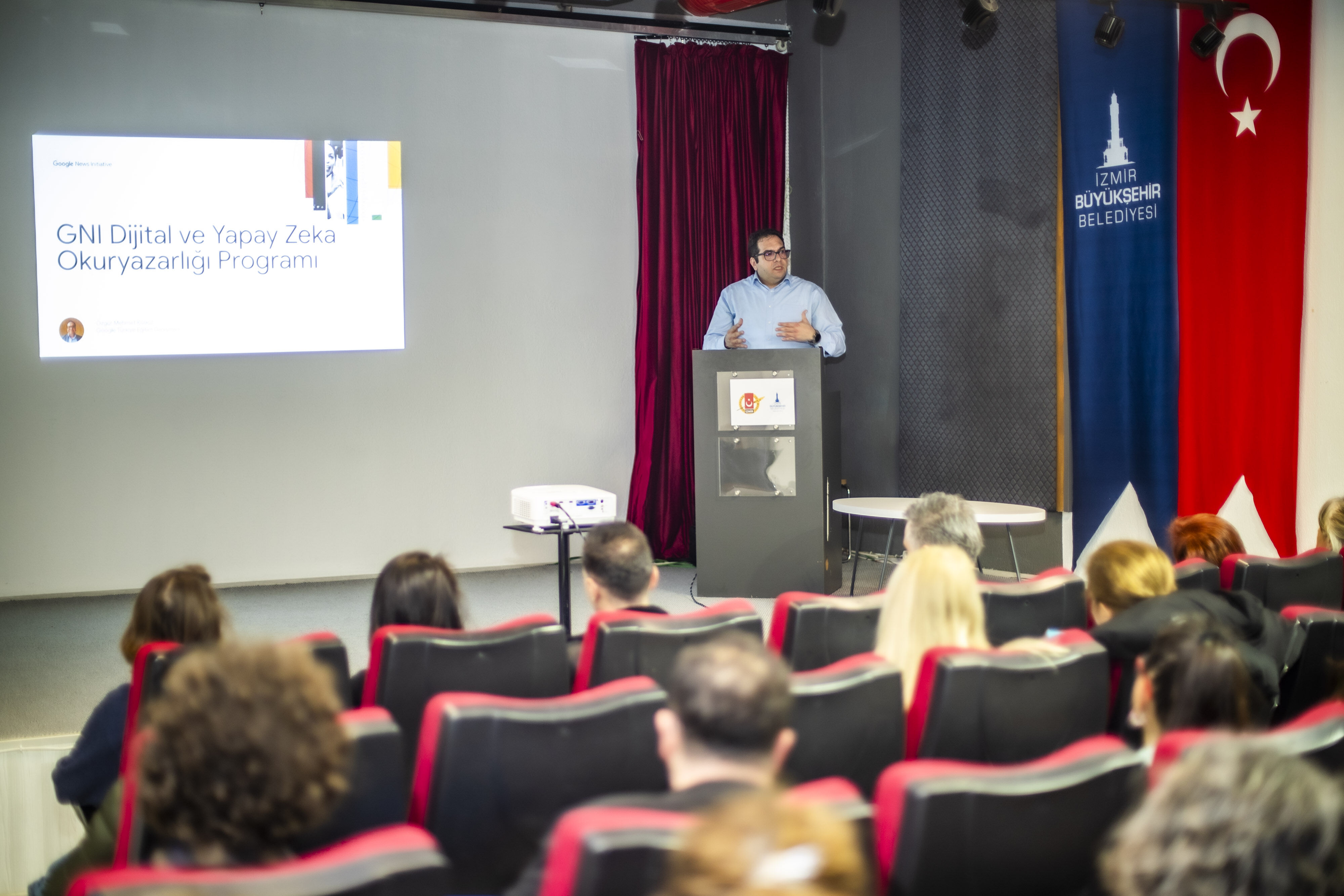 Gazeteci̇lere Yapay Zeka Araçlarinin Püf Noktalari Anlatildi (2)