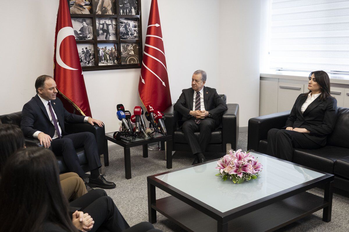 H D73Y I F W Y A A W26 I