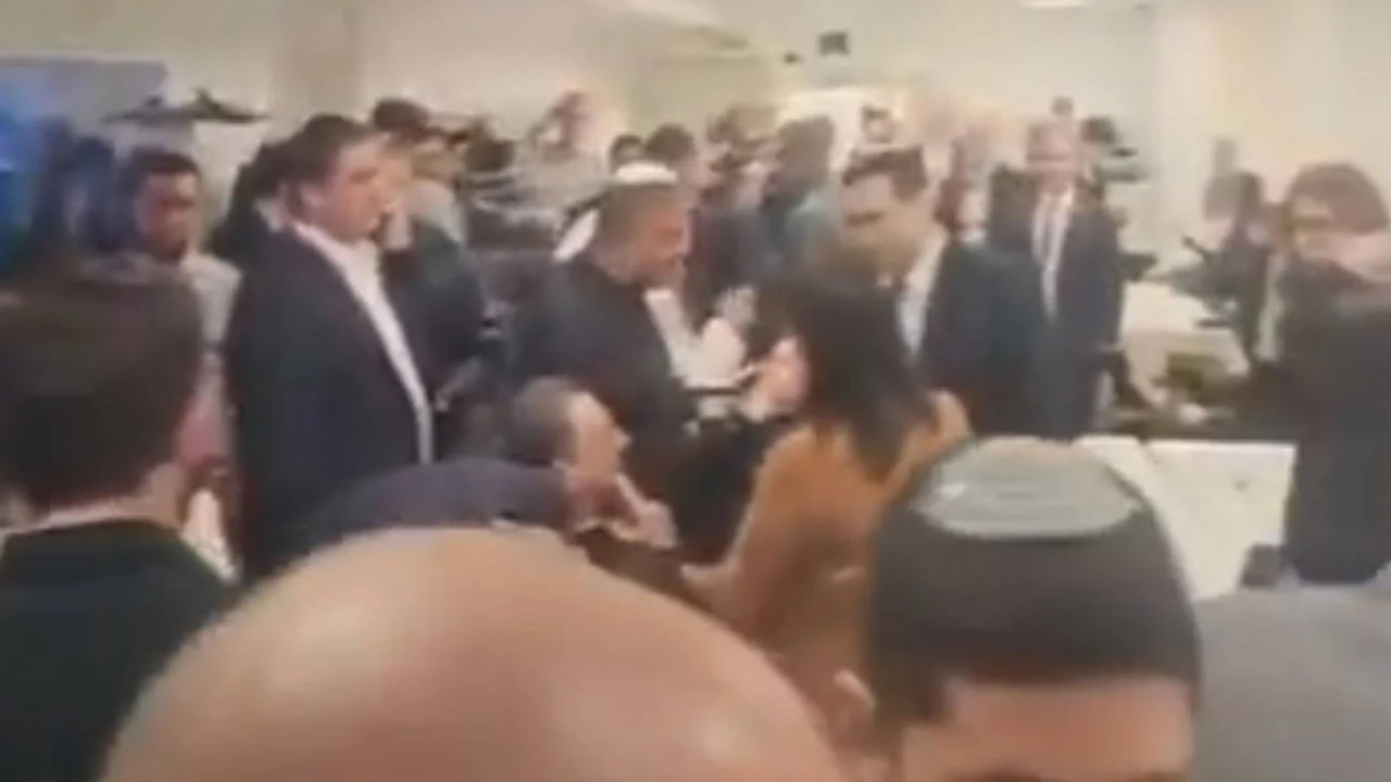 Iran Misillemesi Nedeniyle Israil Meclisi Nde Oturuma Ara Verildi Ve Milletvekilleri Siginaklara Gitti