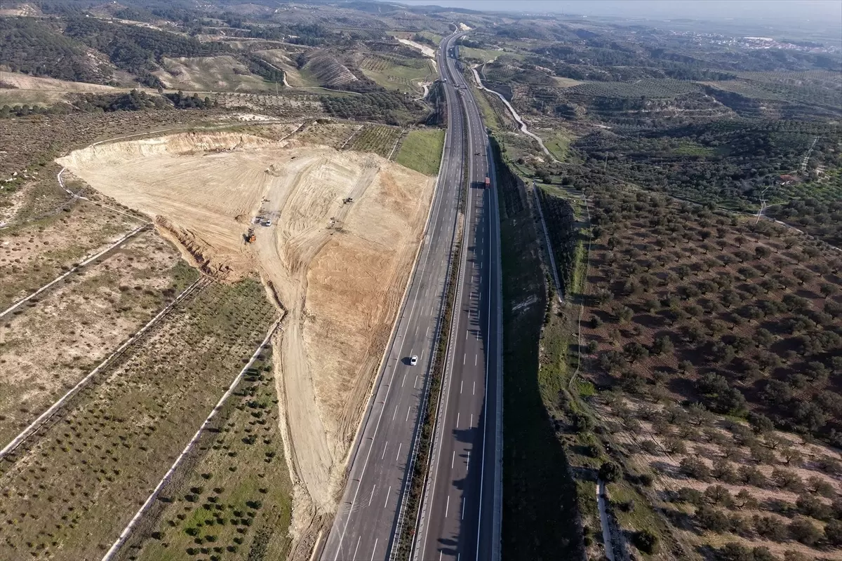 Istanbul Izmir Otoyolu Nda Tek Seritte Heyela 5 19652056 Amp