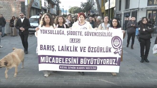 Izmir De K E S Kli Kadinlardan 8 Mart Cagrisi 188690