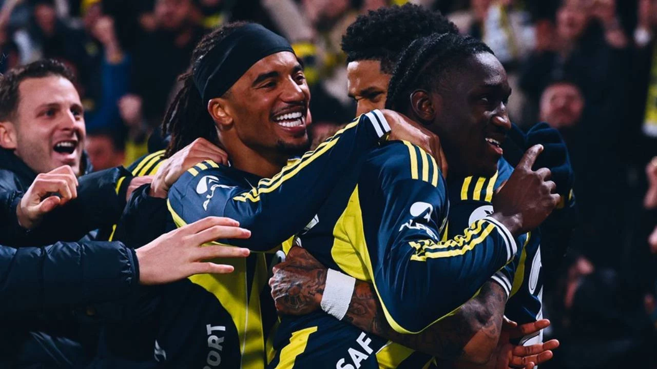 Kadikoyde Kabustan Zafere Fenerbahce 905Te Hayata Dondu 2 3 Ongg