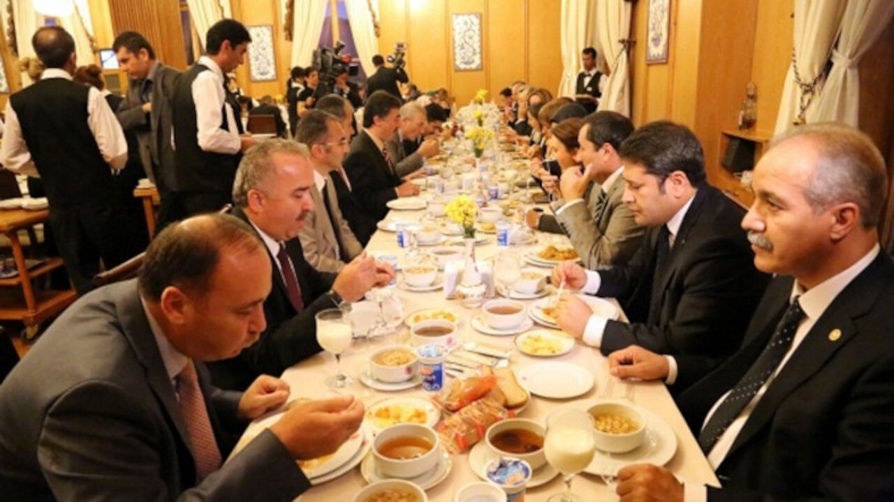 Meclishaber P Dhd Cover