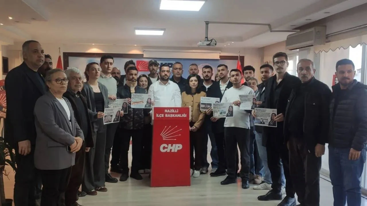 Nazillide Chp Genclik Kollari Baskani Ve 3 Partiliye Afis Gozaltisi