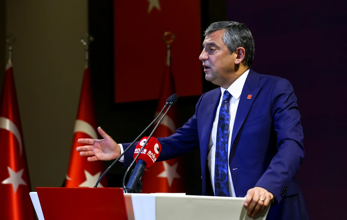 Ozel Sehit Aileleri Ve Gazilerle Bir Araya Geldi Sorunlari Cozmek Icin Seref Sozu Verdi 4