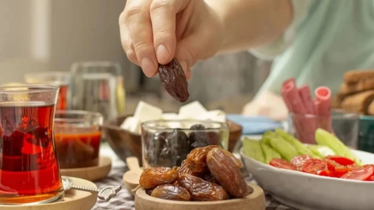 Ramazanda Sahur Yapmayanlar Dikkat Vucutta Bakin Ne Oluyor 3286288 202603051238 5