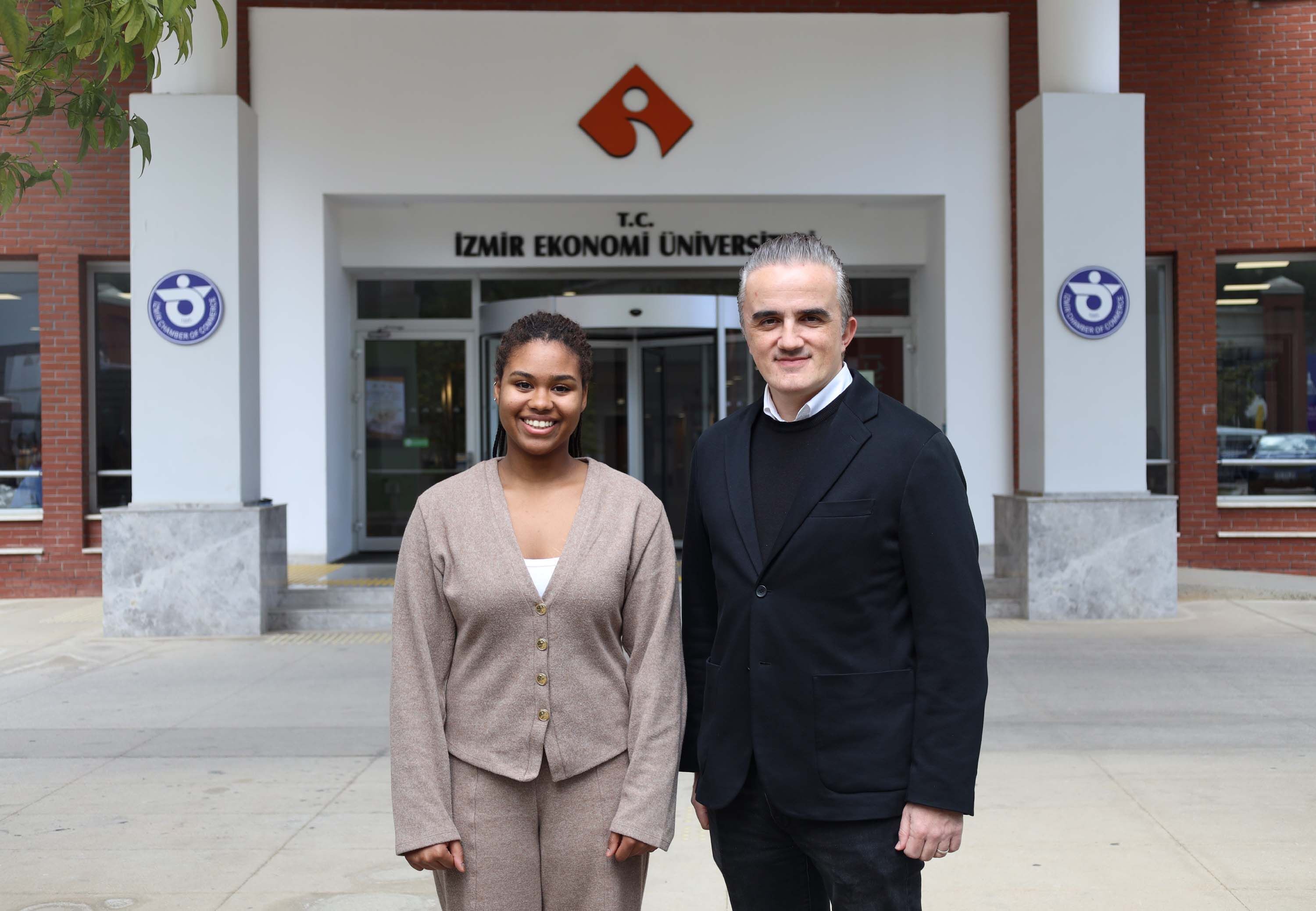 S A M P I Y O N L U G A K U L A C A T T I 1237429 368035