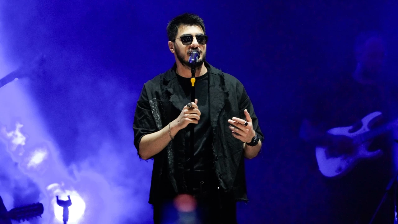 Semicenk Korkuttu Kafasina 7 Dikis Atildi Uh5Z